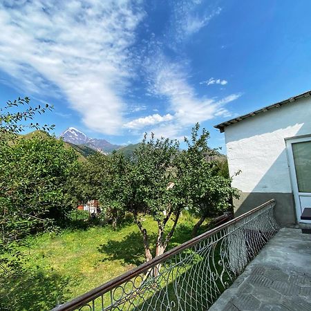 Dato Khetaguri Apartment Kazbegi Eksteriør bilde